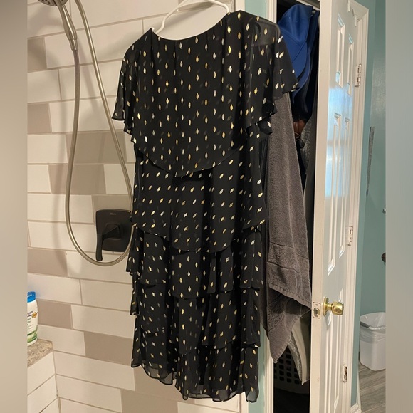 Black tiered party evening cocktail dress - Picture 3 of 5